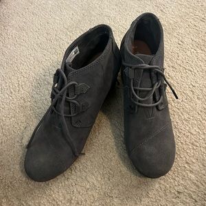 Toms Kala Wedge Boot